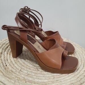 Retro 90's Leather Bohemian Sandals with Ankle Wrap and Faux Wood Heel